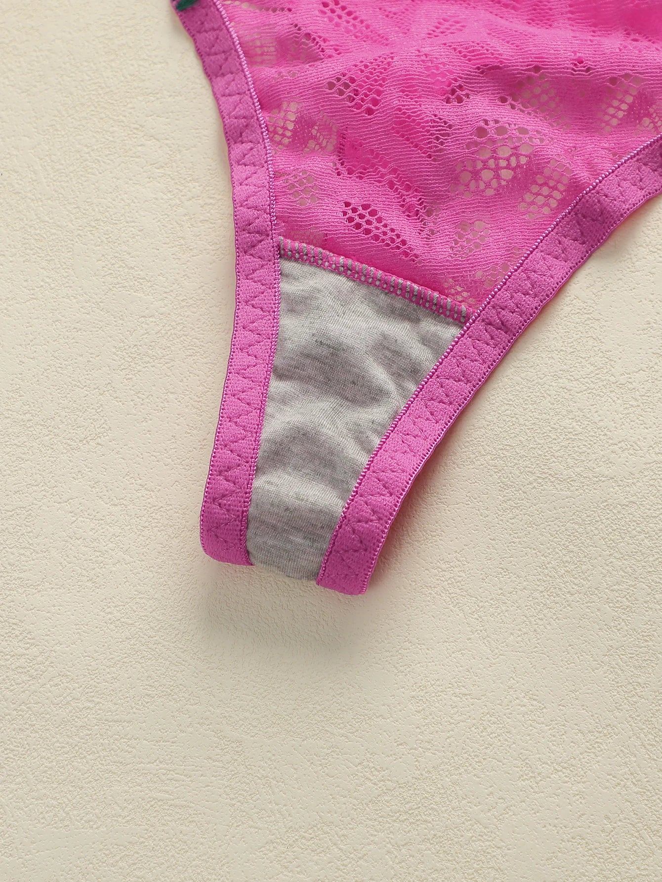Floral Lace Embroidery Push-Up Bra Adjustable Straps