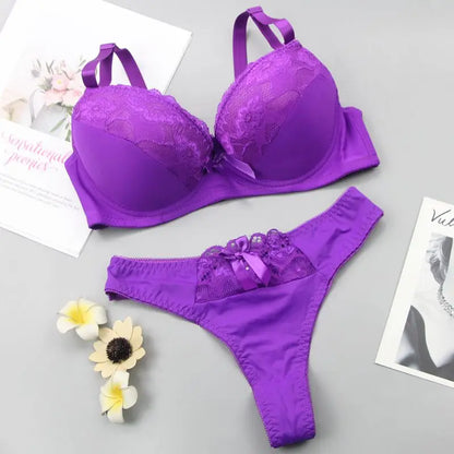 Feminine Lace Bra & Matching Panty Set