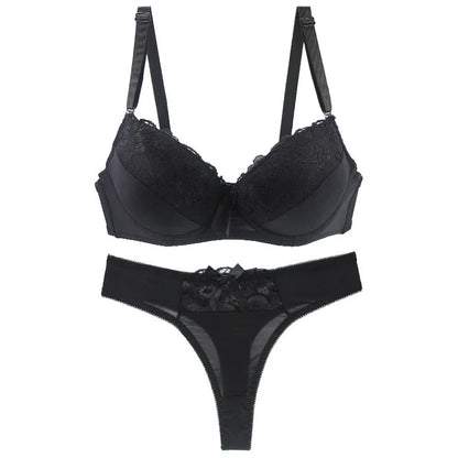 Feminine Lace Bra & Matching Panty Set