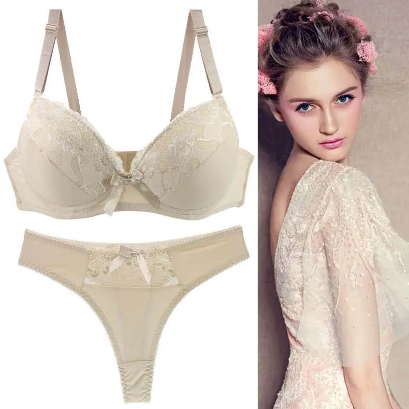 Feminine Lace Bra & Matching Panty Set