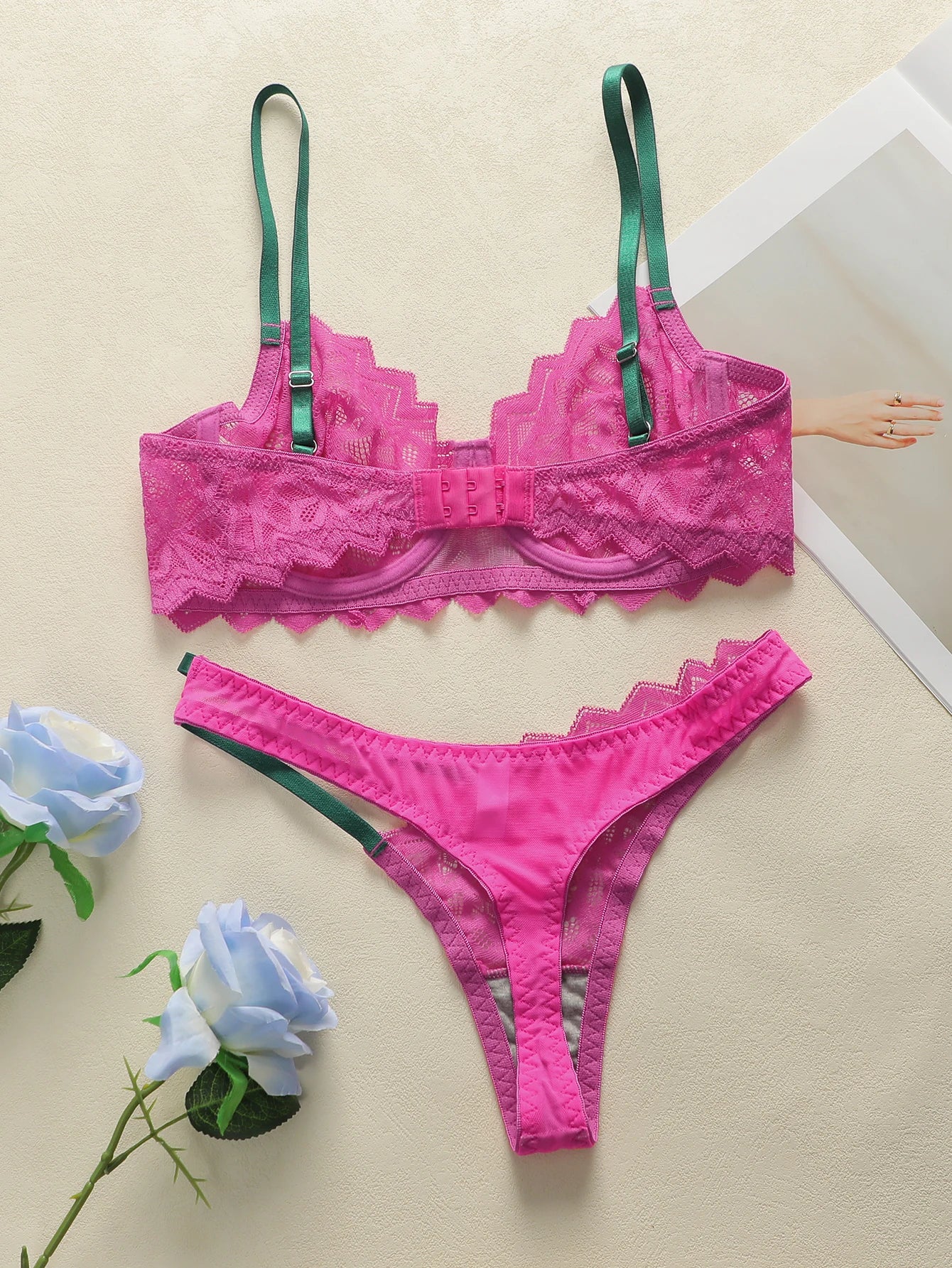 Floral Lace Embroidery Push-Up Bra Adjustable Straps