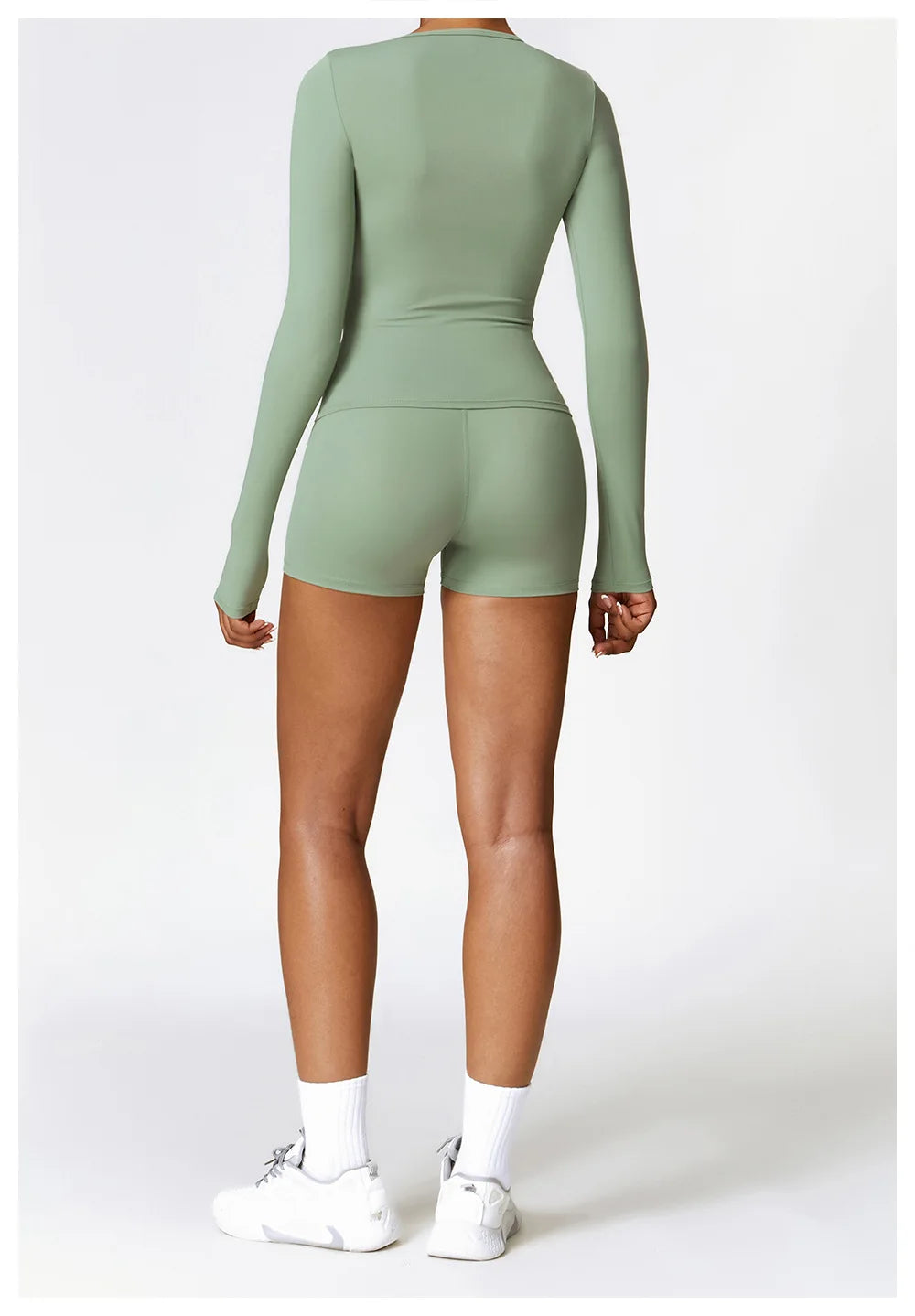 Long-Sleeve Quick-Dry Fitness Yoga T-Shirt – Slim Fit