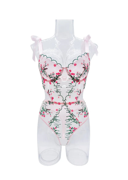Floral Lace Underwire Bra & Brief Set