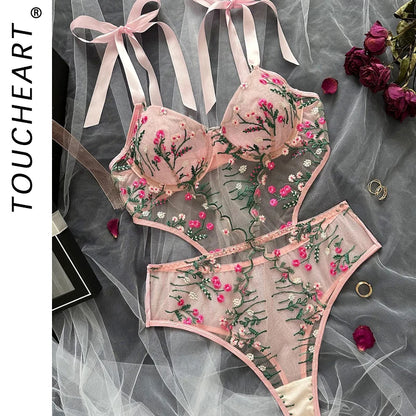 Floral Lace Underwire Bra & Brief Set