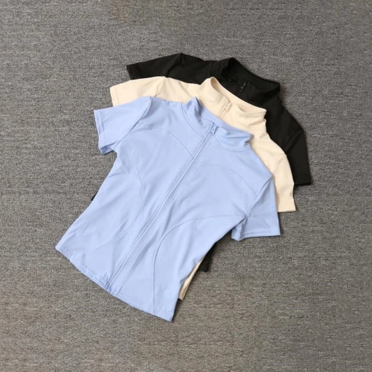 Turn-Down Collar Sporty Knit Top – Slim Fit