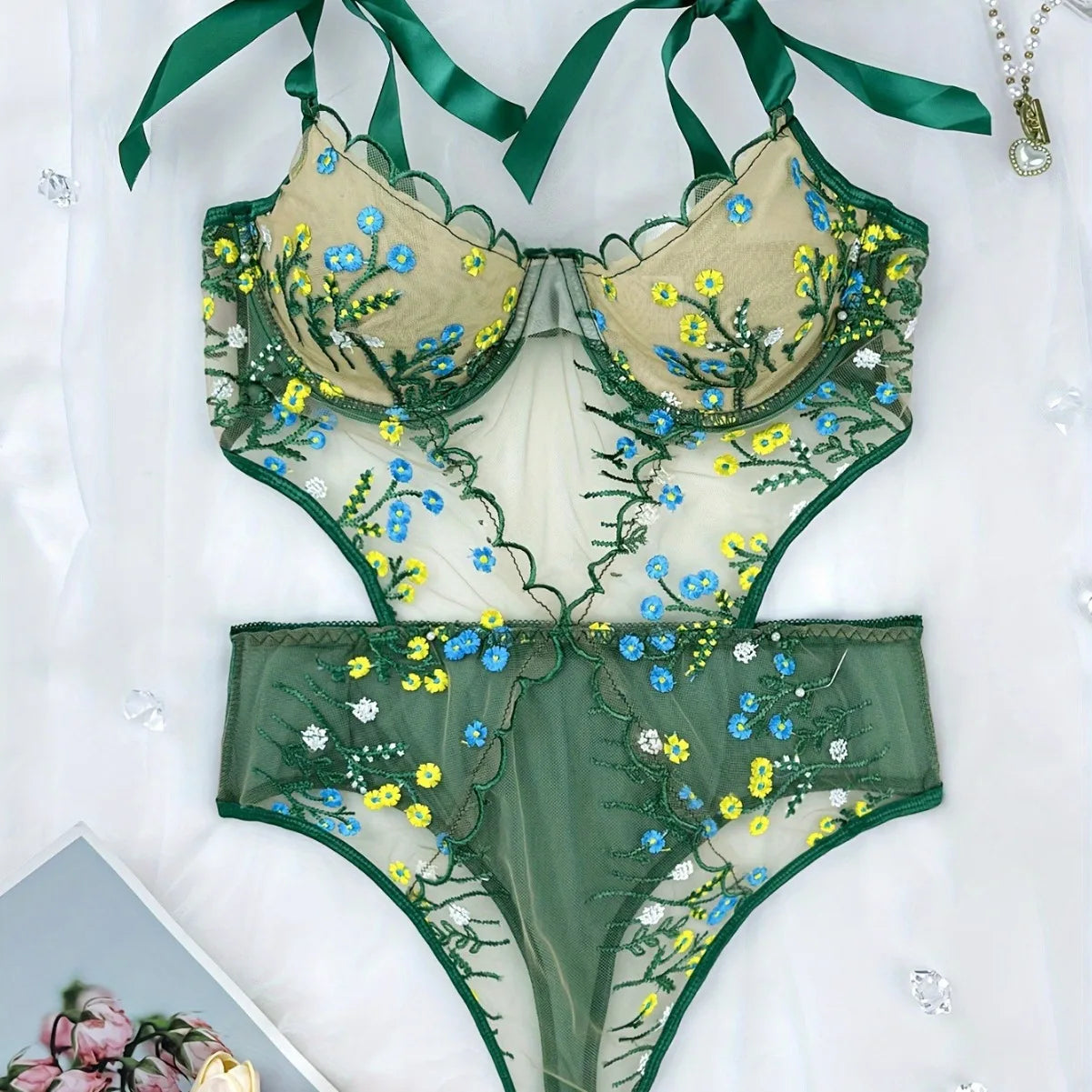 Floral Lace Underwire Bra & Brief Set