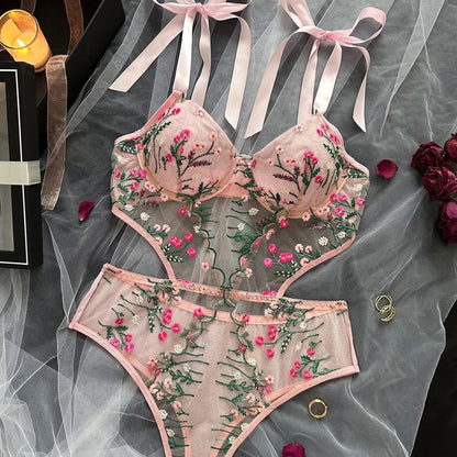 Floral Lace Underwire Bra & Brief Set