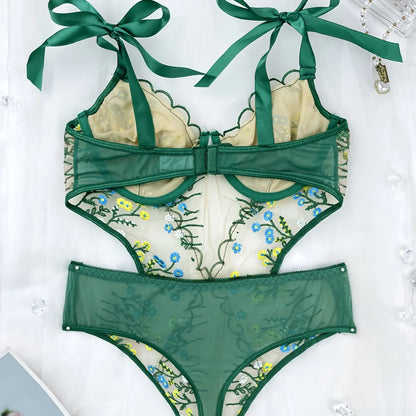 Floral Lace Underwire Bra & Brief Set