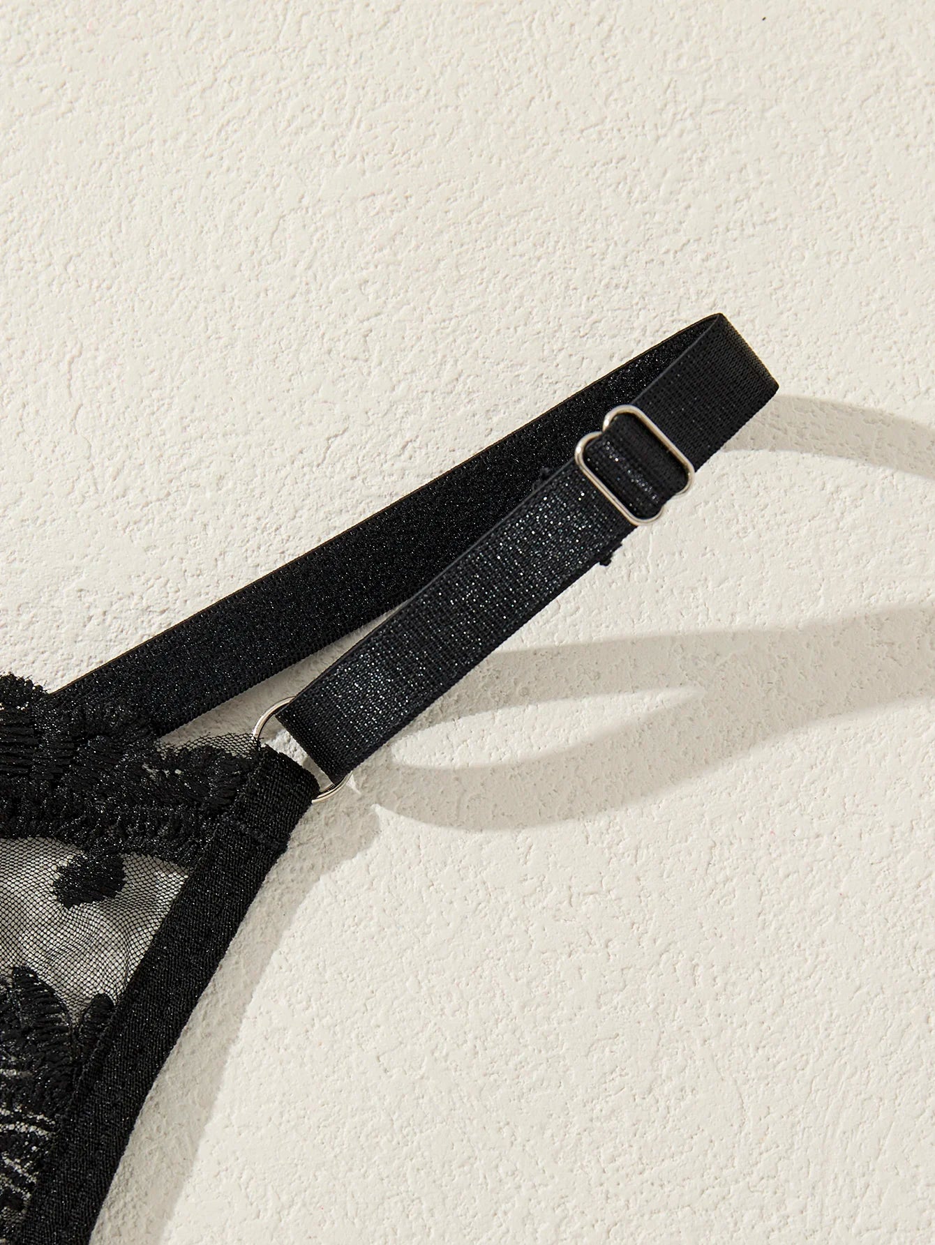 Elegant Bow Detail Embroidered Nightdress